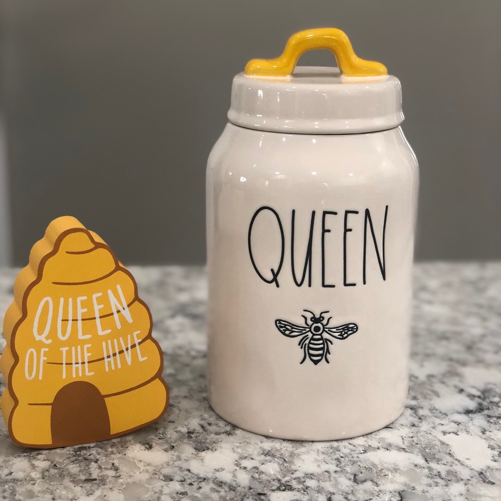 Rae Dunn Queen Bee Canister